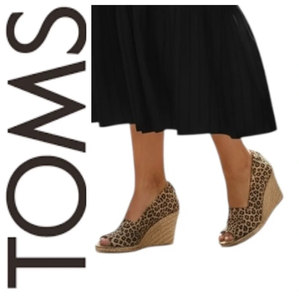 TOMS Michelle Leopard Print Espadrille Wedge Heels Peep Toe Sandal Size 7 NWOB